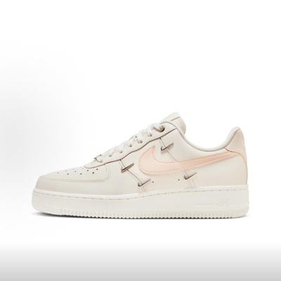 Nike耐克支撑低帮支撑板鞋