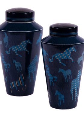 蓝色陶瓷马诺布机爱马带盖花瓶摆件欧式客厅展厅现代简约创意饰品