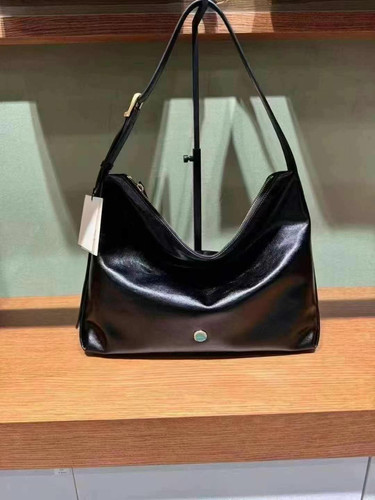 韩国直邮～Lememe～新款翻皮～单肩包～36*29*10～不退不换～