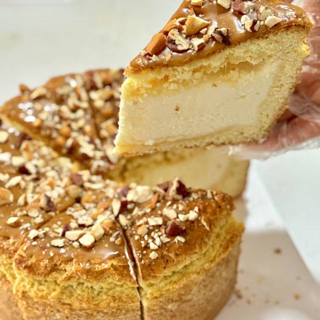 八寸新疆特色奶皮子蛋糕内蒙古奶酪酸奶焦糖坚果甜品代餐1600g/个