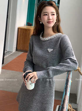 DPLAY2025年冬季新款灰色圆领钉钻修身针织连衣裙气质法式裙子