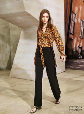 台湾 女装 J景 秋冬 新款 女装 *T726C 休闲 百搭 显瘦 上衣 2080