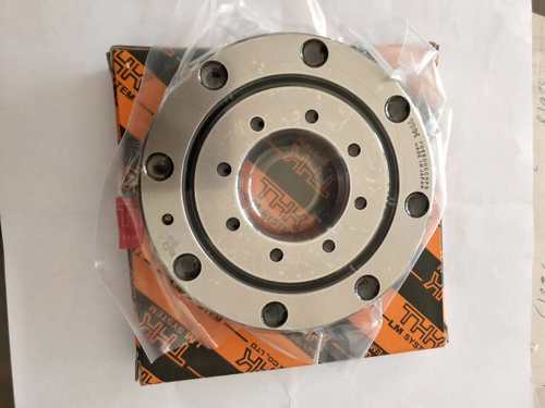 日本进口 THK轴承 RE25025 RE25030 RE25040 UU CC0 1 P5交叉滚子