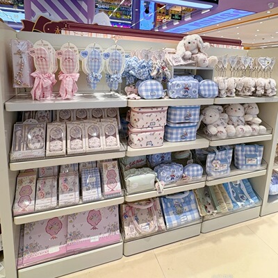 miniso名创优品Cath kidston花园工坊系列手提包化妆包公仔镜水杯