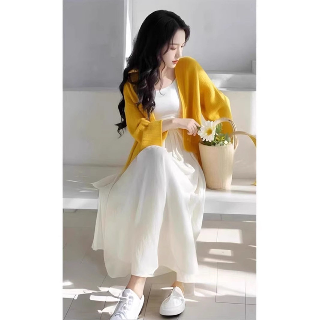 春装搭配一整套2025超火新款气质初恋白色吊带连衣裙温柔开衫套装