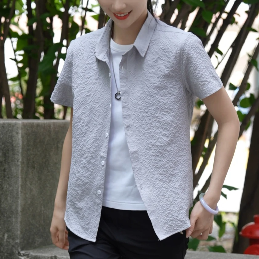 2025夏季男士新款冰丝短袖衬衫休闲薄款时尚衬衣男装潮流半袖纯色