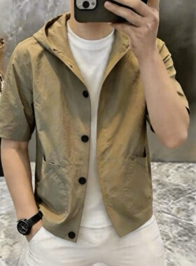 M夏季新款连帽褶皱短袖衬衫潮牌男士通勤休闲宽松山系上衣S322