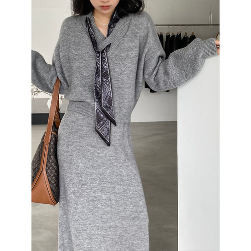 韩系温柔软糯配丝巾套头短款毛衣女+针织半身裙两件套装N823