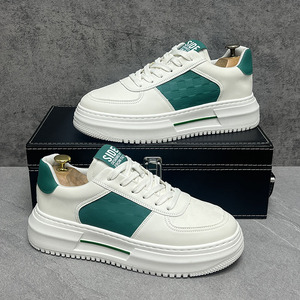 欧洲站男鞋厚底小白鞋2026透气新款运动休闲鞋男士网红内增高板鞋