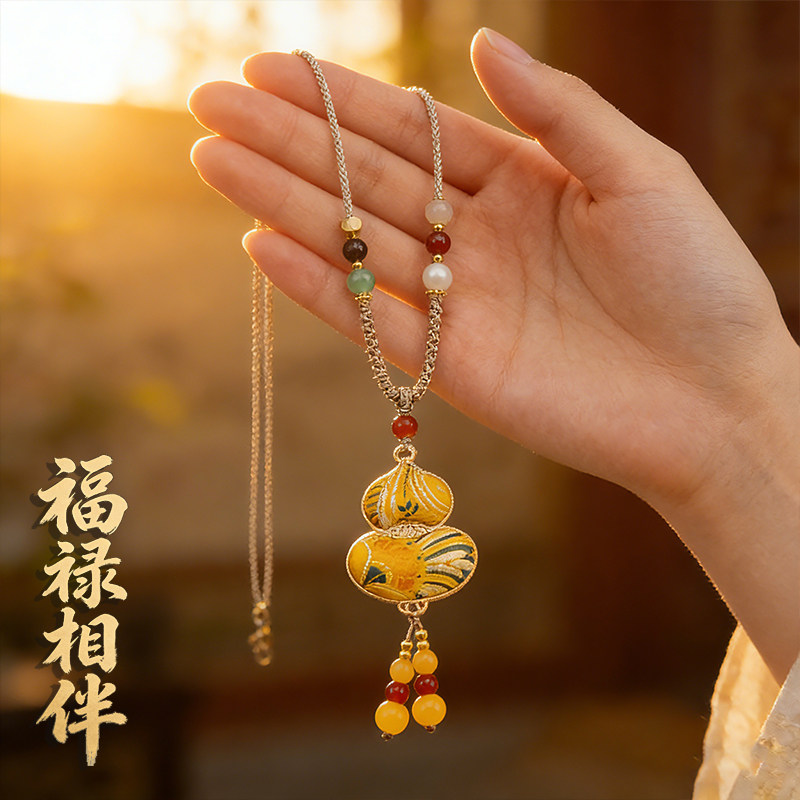 婉蒂豆仿宋锦流苏葫芦吊坠项链