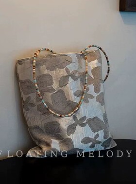 春夏新品国风新中式浅金檀木色抽象蝴蝶文艺青年旅行大容量单肩包