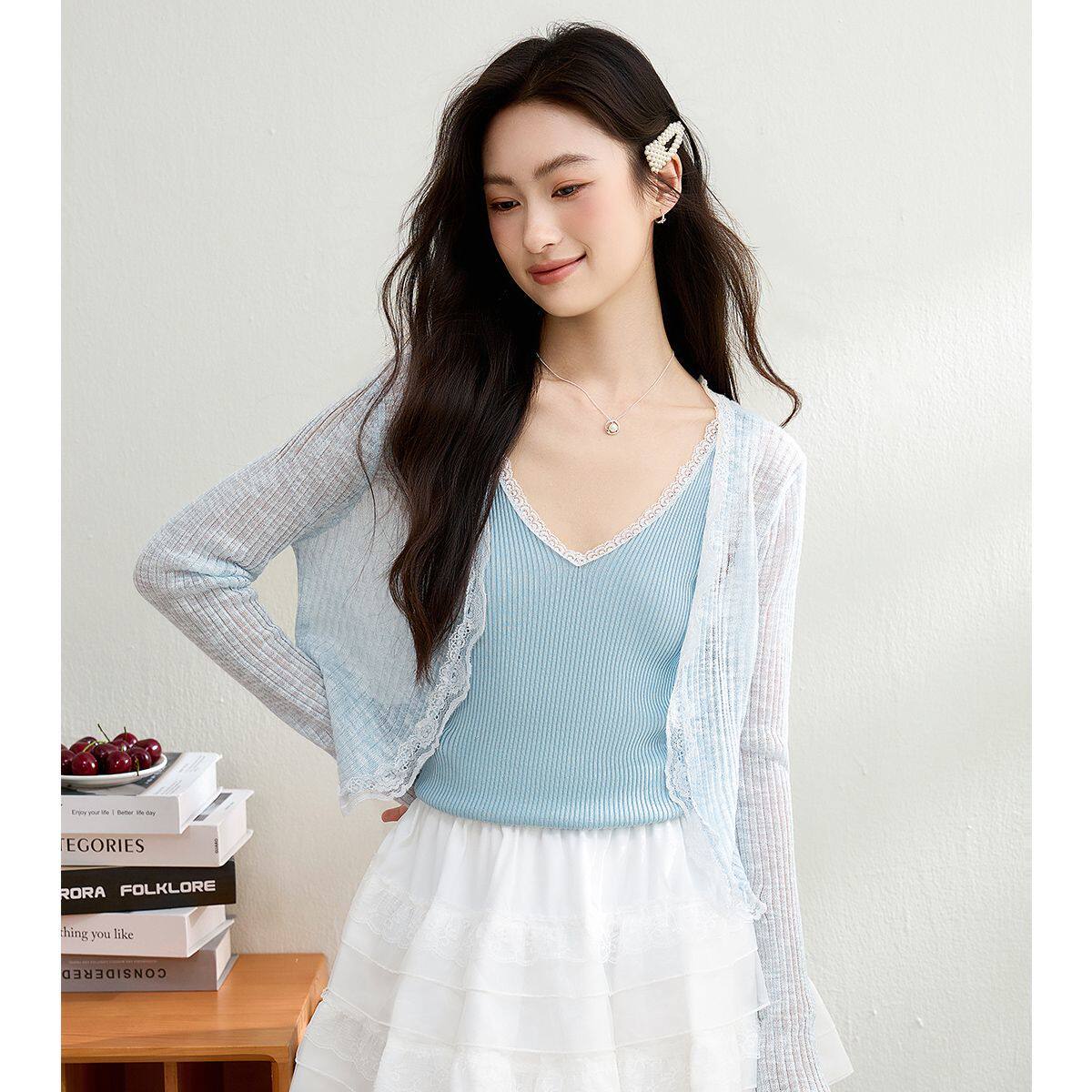 蓝色蕾丝花边防晒针织开衫外套高级感配吊带裙外搭薄款小披肩女夏