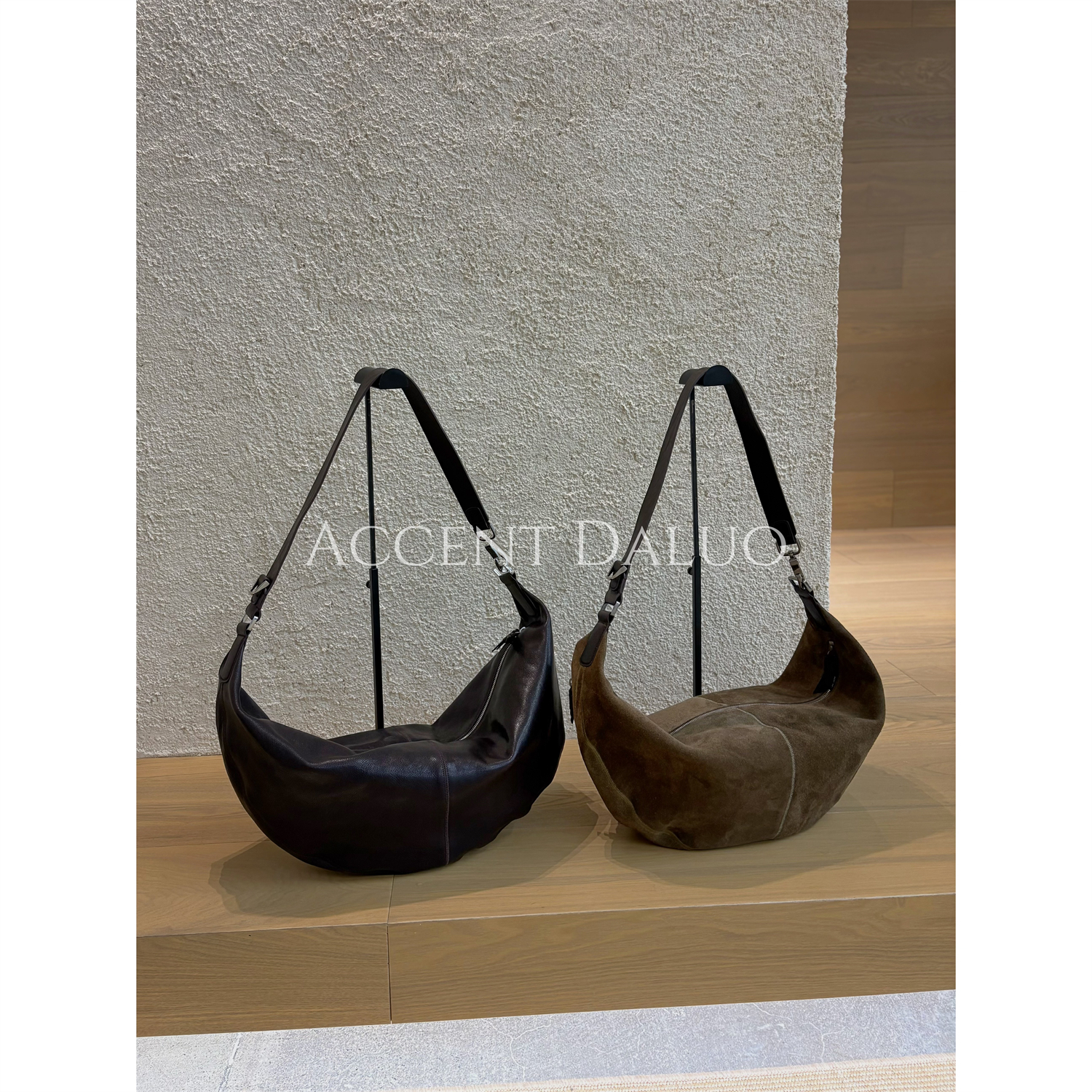 ACCENT DALUO高端进口植鞣牛皮男女通用斜挎包百搭通勤单肩腋下包