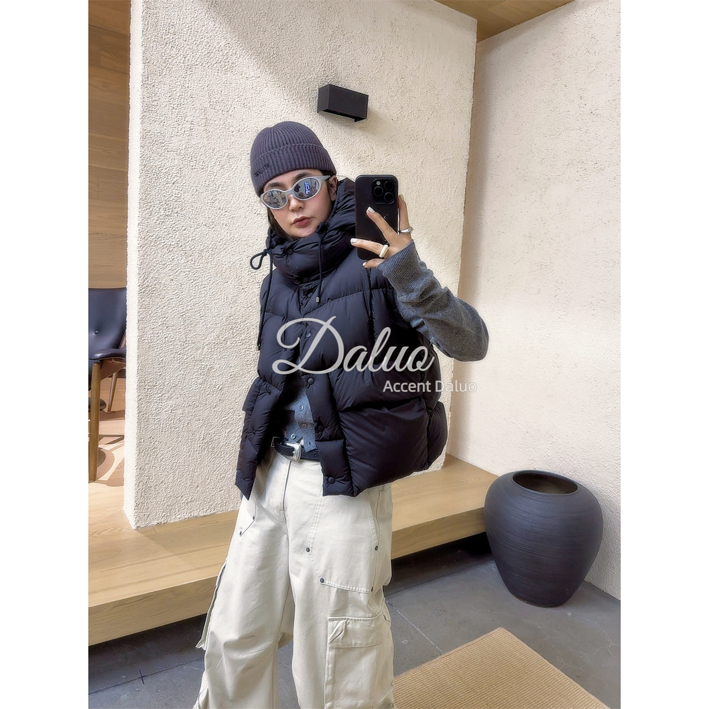 大罗Daluo自留 超轻便帅气减龄黑色短款连帽鹅绒服马甲25秋冬新款