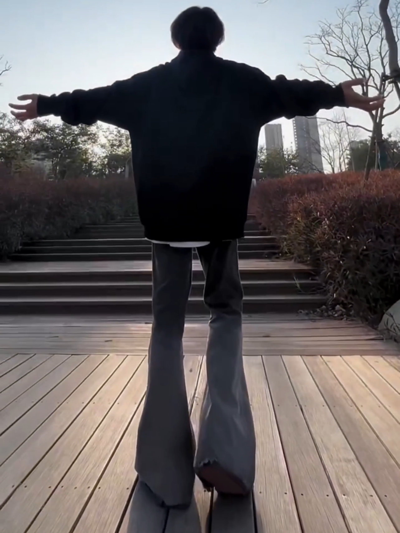 美式复古高街渐变色微喇叭牛仔裤