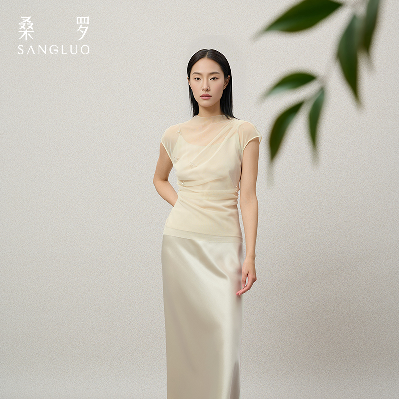 透明褶皱网纱T恤』桑罗荡领薄纱短袖女钉珠上衣清冷风2025年春夏