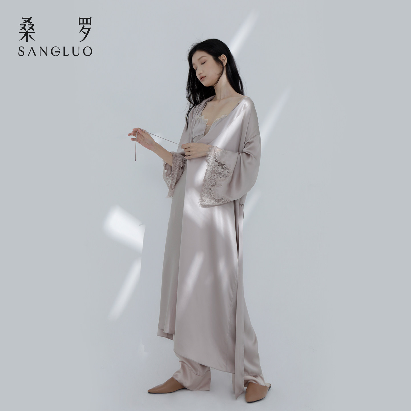 雕花蕾丝』桑罗重磅真丝睡袍女100%桑蚕丝女家居服新娘晨袍可外穿
