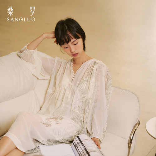 优雅复古』波纹蕾丝长袖真丝睡裙