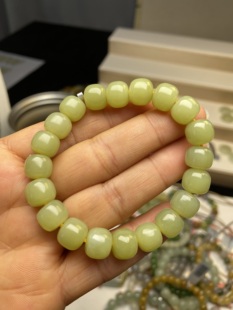 天然和田玉黄口料手串男女款老型珠手链散珠青白玉手串