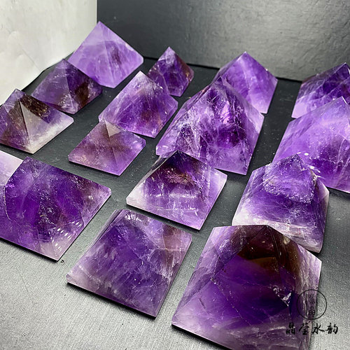 纯天然紫水晶金字塔摆件原石打磨