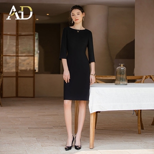 AD赫本风小黑裙女2025春夏新款法式优雅中袖连衣裙通勤职业装套裙