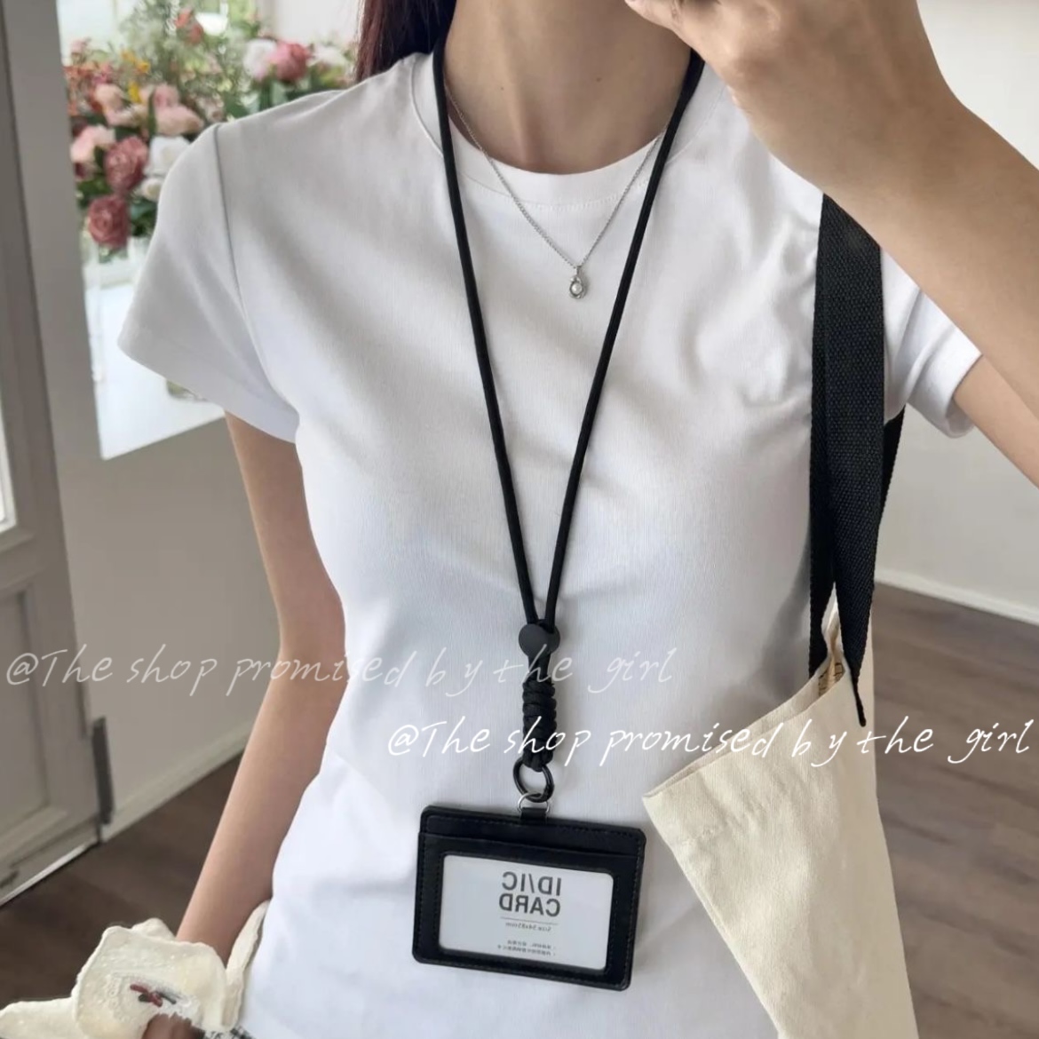 时髦miu系搭配工牌卡套挂脖工作证门禁卡员工胸牌卡包校园卡饭卡