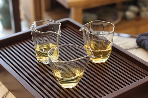 玻璃公道杯 水滴梅花六方公杯 普洱岩茶公分杯 200CC 250毫升容量