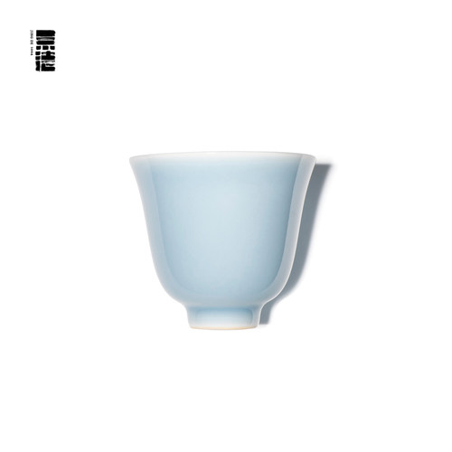 景德1004柴窑烧月白蓝花神杯