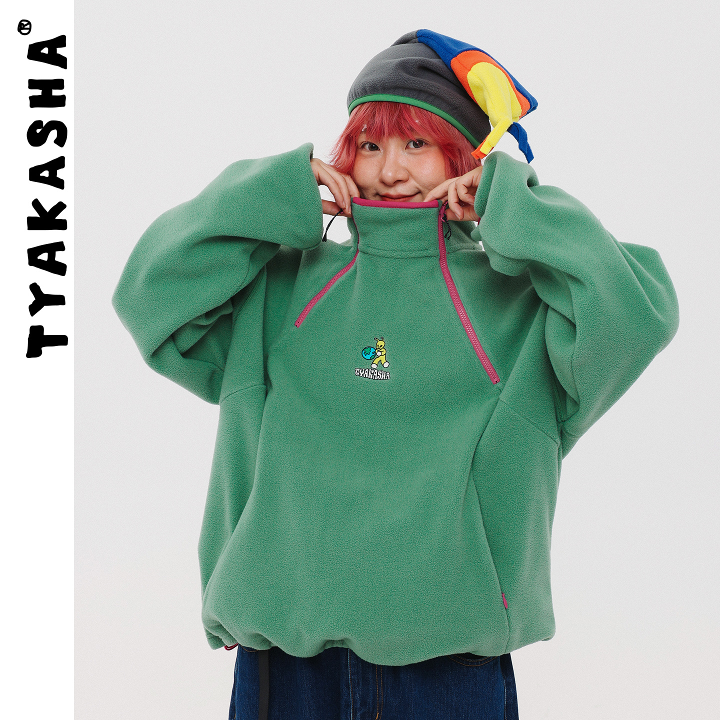 TYAKASHA塔卡沙男女情侣款上衣2025冬季新款小高领摇粒绒卫衣