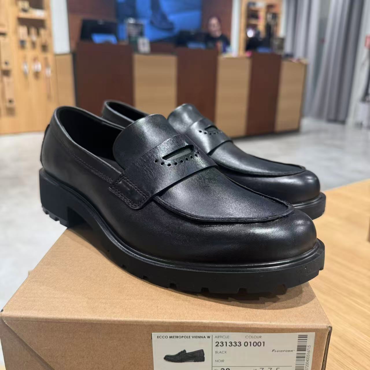 ecco爱步女鞋 复古乐福鞋真皮厚底一脚蹬粗跟通勤百搭单鞋 231333