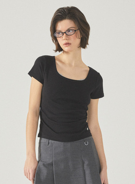 【黑炭】韩国代购直邮WHO.A.U 2025女螺纹方领短袖T恤WHRAF3828F