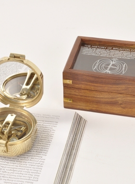 高档创意实木盒纯铜指南针摆件