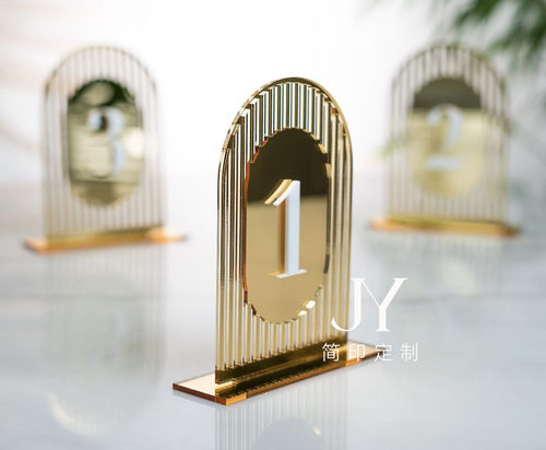 亚克力桌牌颜色选择多