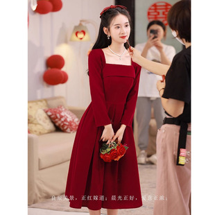 酒红色丝绒敬酒服新娘结婚回门礼服小个子订婚连衣裙秋冬平时可穿