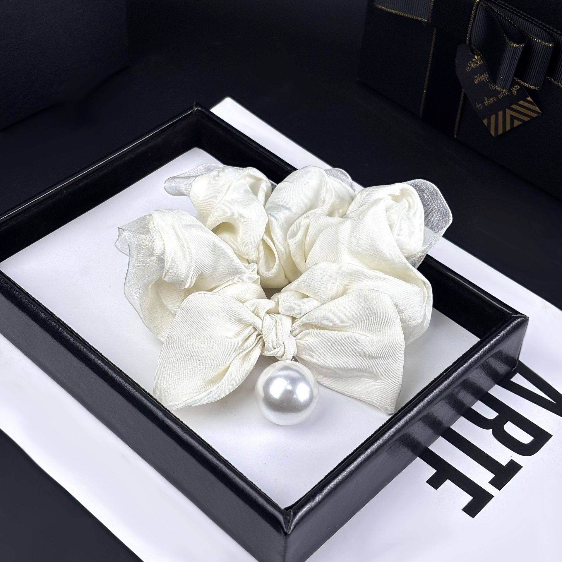 复古简约珍珠纱边大肠发圈头绳2024新款橡皮筋女扎头发绳秋冬缎面,饰品/流行首饰/时尚饰品新,发饰,淘宝优惠券,粉丝福利购,淘宝优惠卷