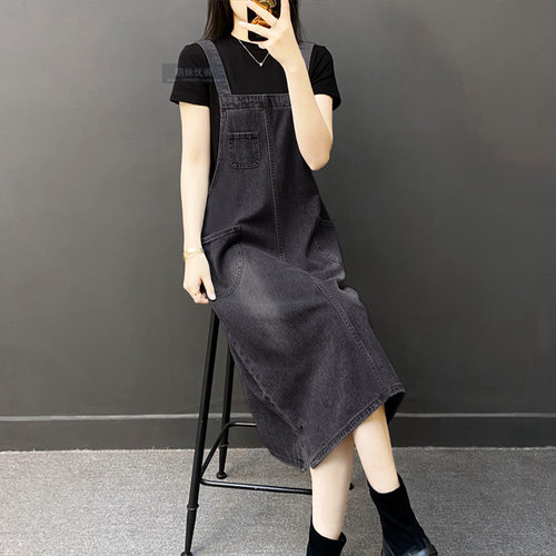 胖妹妹宽松背带牛仔吊带连衣裙