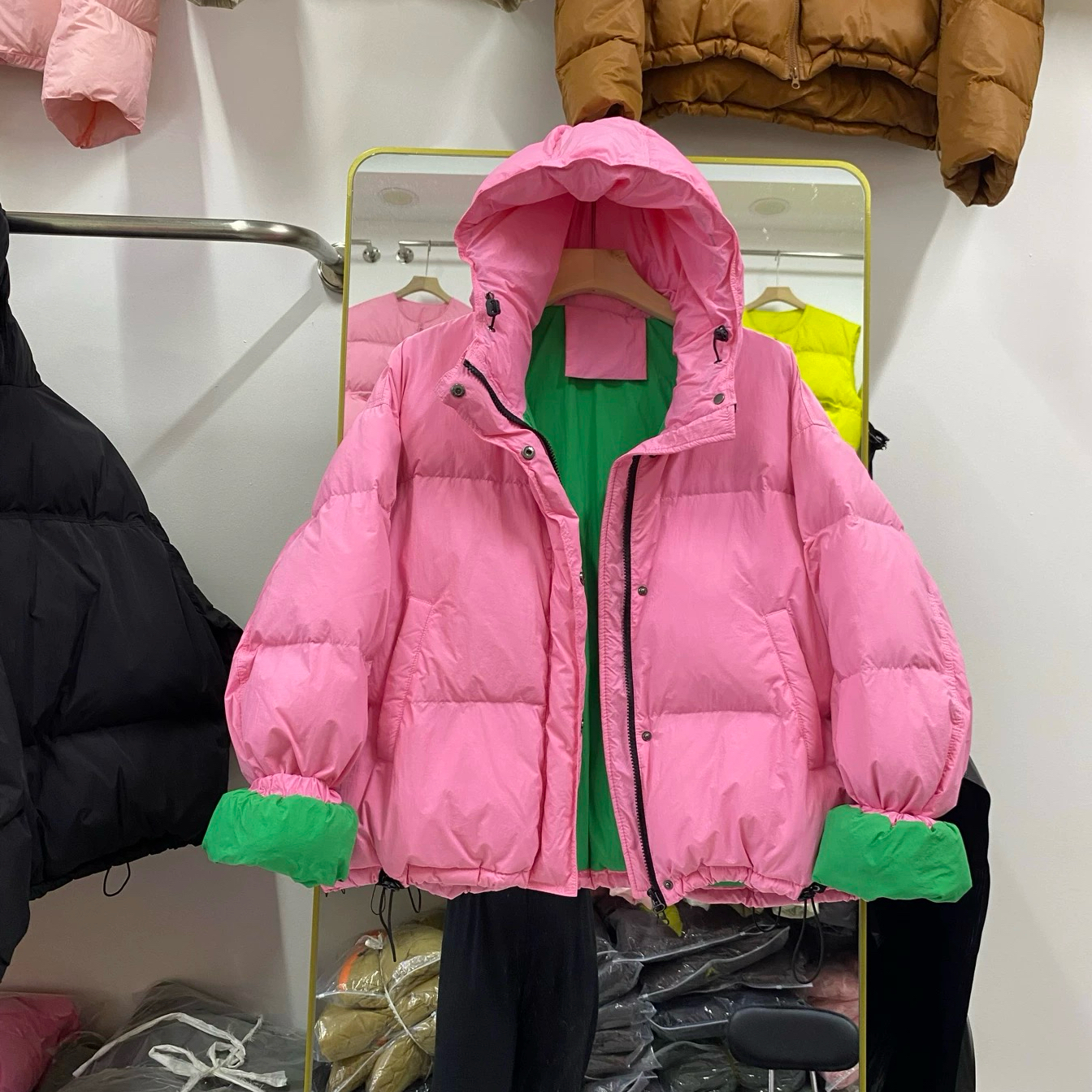 2025冬季新款糖果撞色羽绒服女短