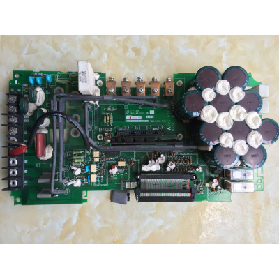 三菱饲服器驱动板 J2S-P73B/BC386A482G52 瓷片断裂实图