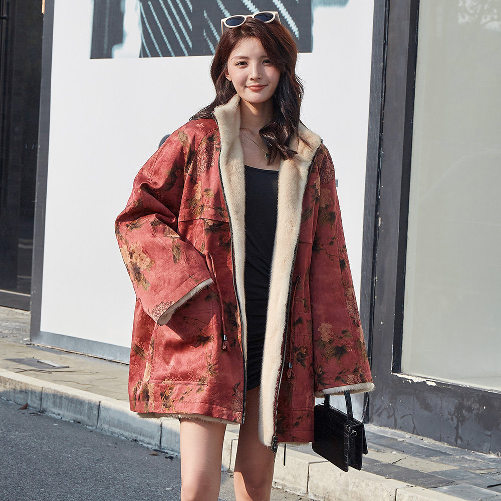 双两面穿可脱卸水貂毛宽松系腰绳大号码版复古红香云纱整貂皮大衣