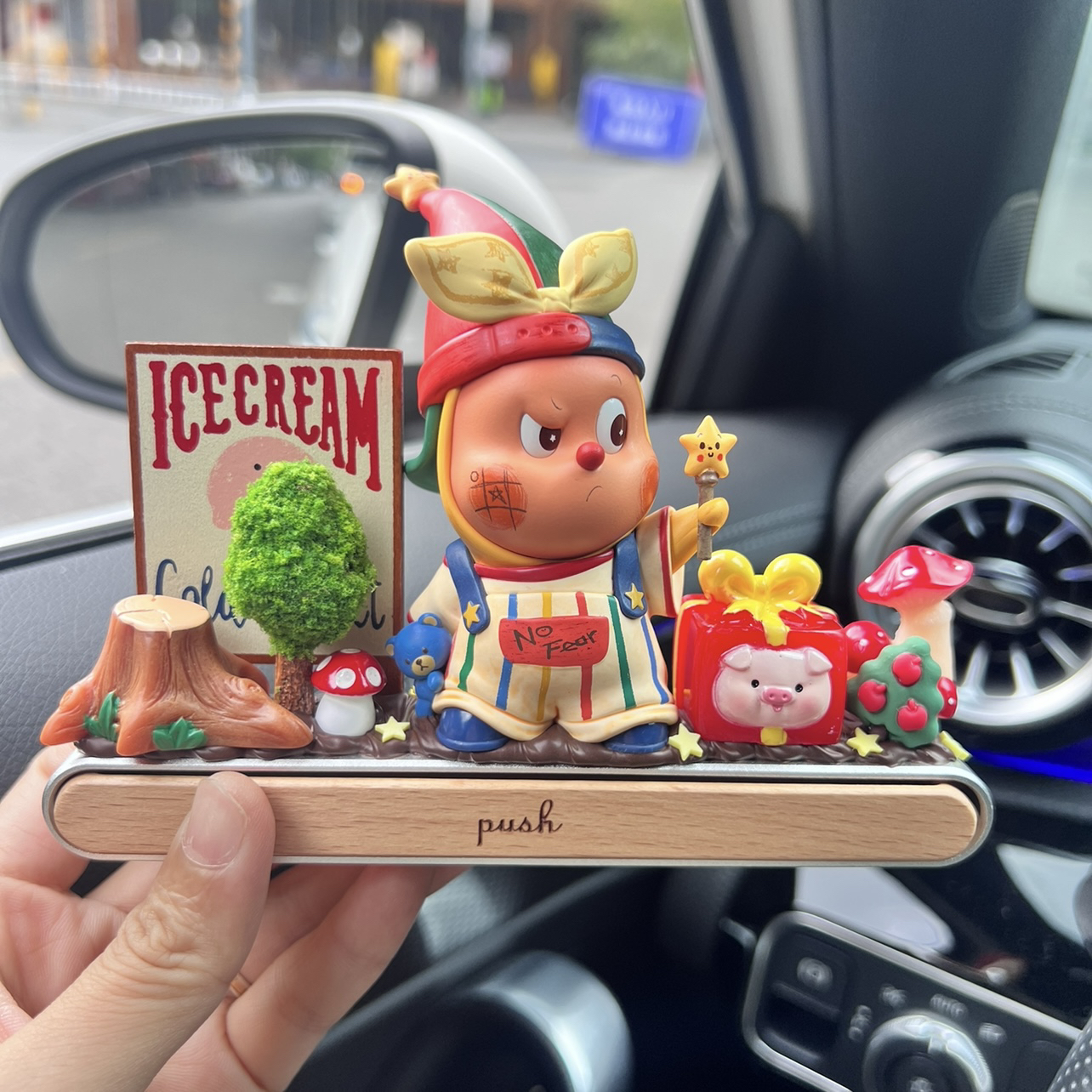 梦想加 选好礼物泡泡玛特星星人小苹果临时停车号码牌内饰品摆件