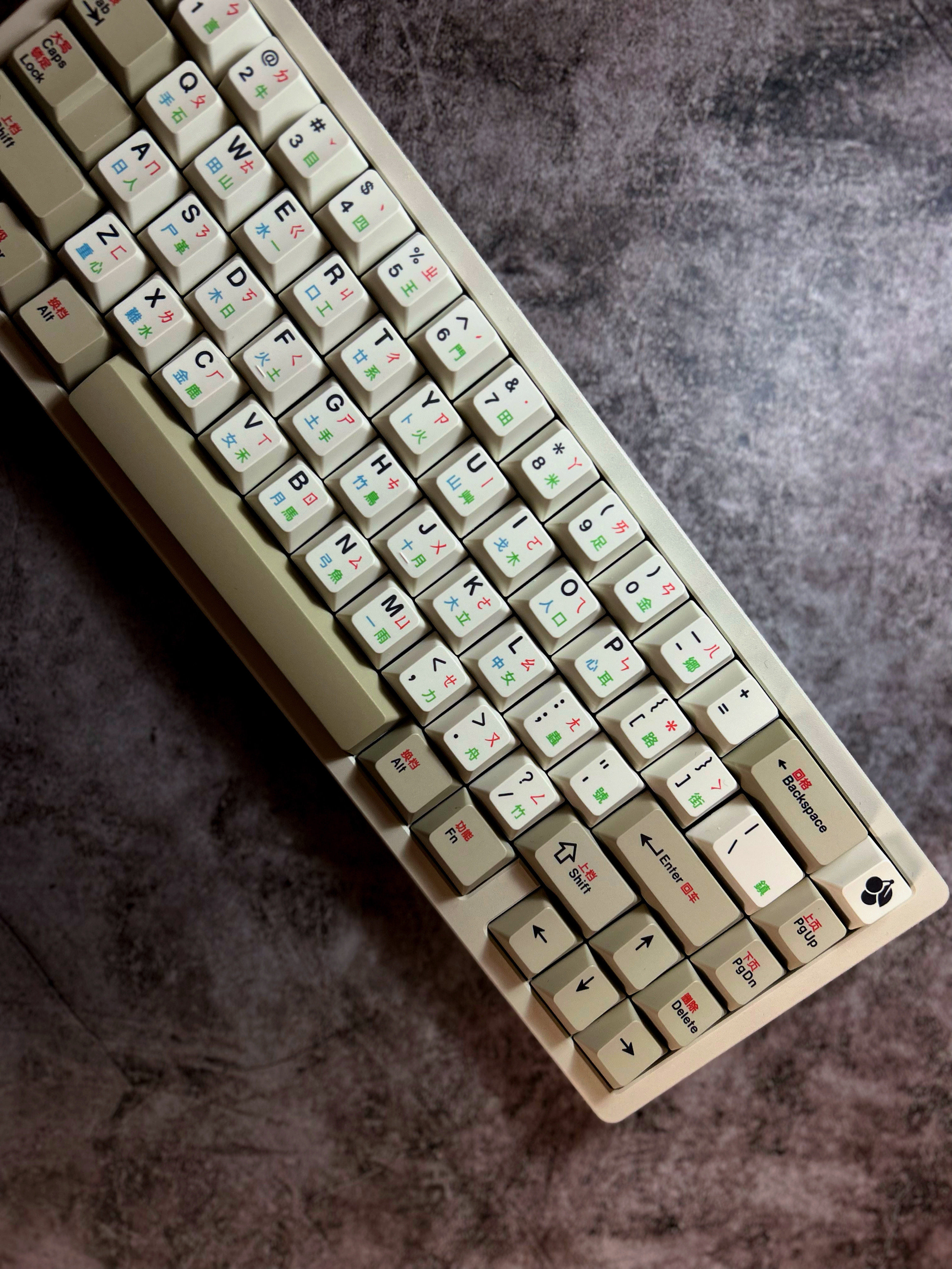 U9 L9 RETRO CUSTOM KEYBOARD PBT SUBLIMATION ORIGINAL FACTORY HEIGHT KEYCAPS RUSSIAN JAPANESE ROOT SPLIT SPACES