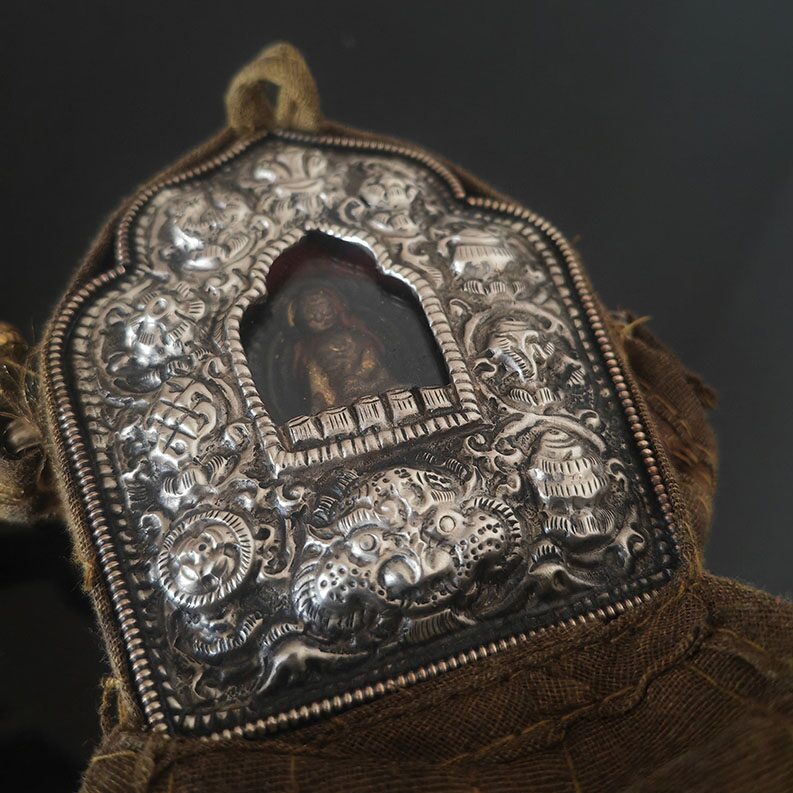 法器吉祥八宝藏银嘎乌盒挂件佛龛内配泥擦擦佛像经幡