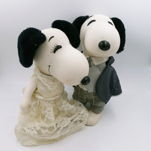 史努比婚纱新娘夫妇中古怀旧摆件高级礼物公仔J 1966年古董Snoopy