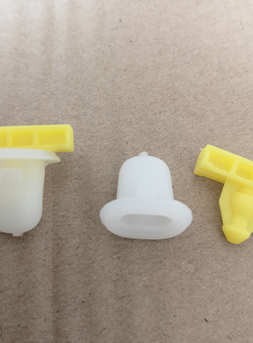 适用于奇骏楼兰逍客JF15 QX56 QX80 QX70 QX50Juke前后车轮眉卡扣