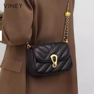 Viney包包2025新款女包秋冬真皮单肩斜挎包高级感菱格链条包小包
