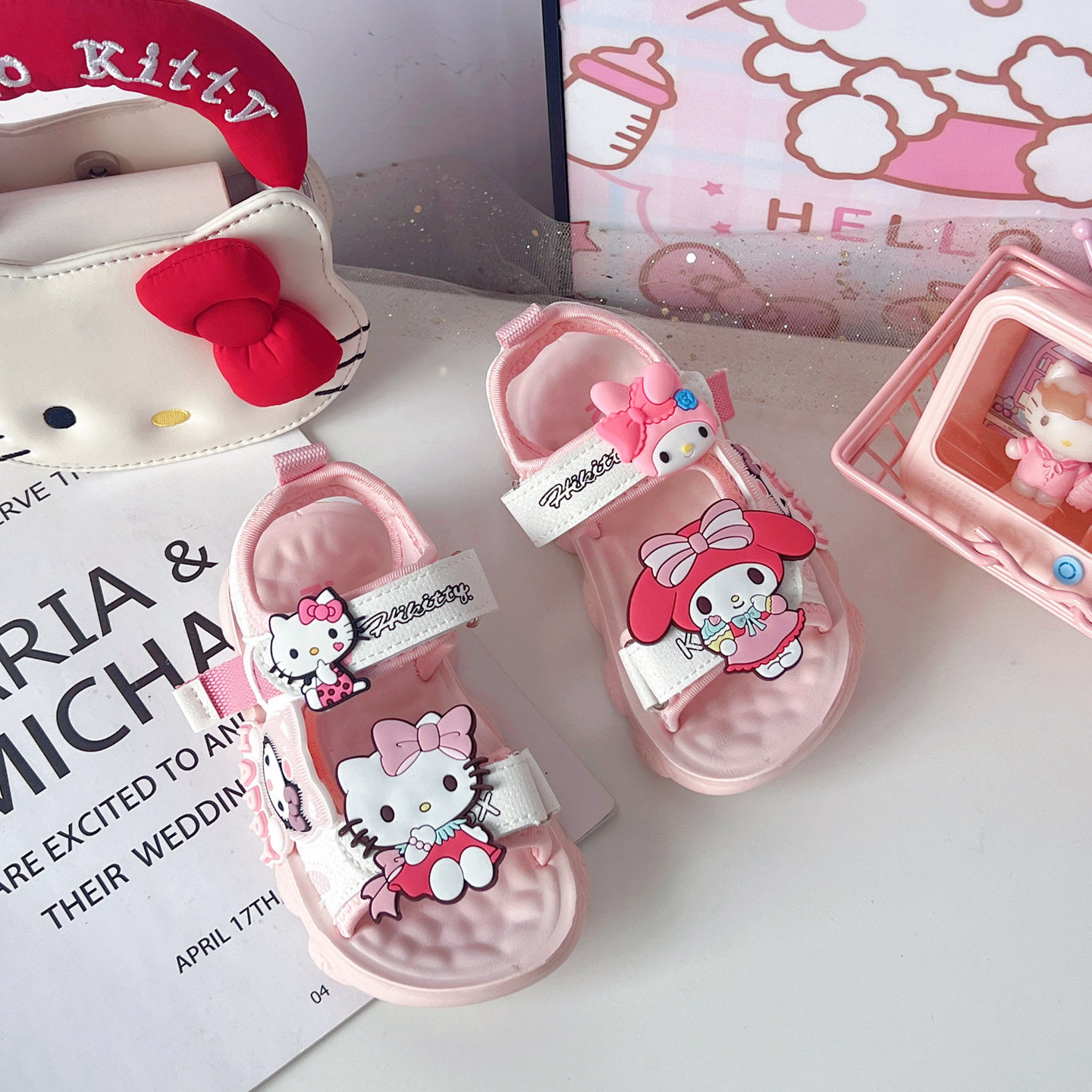 2026超火女童夏天凉鞋夏季外穿中大童新款儿童沙滩鞋夏款软底女款