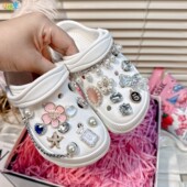 洞洞鞋 外穿时尚 女生儿童凉拖防滑软底轻便女 女童夏季 女孩水晶拖鞋