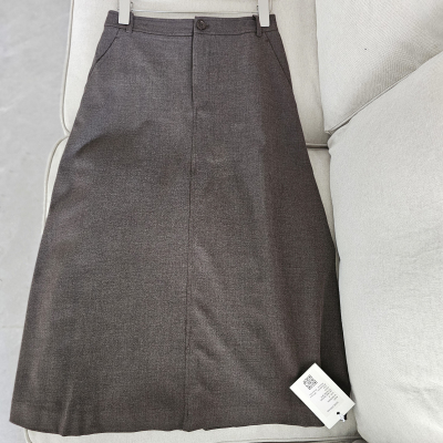 18%羊毛显高垂坠半身裙中长款