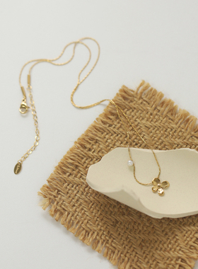 INS风~天然珍珠小桂花金丝锁骨链项链钛钢镀18K金