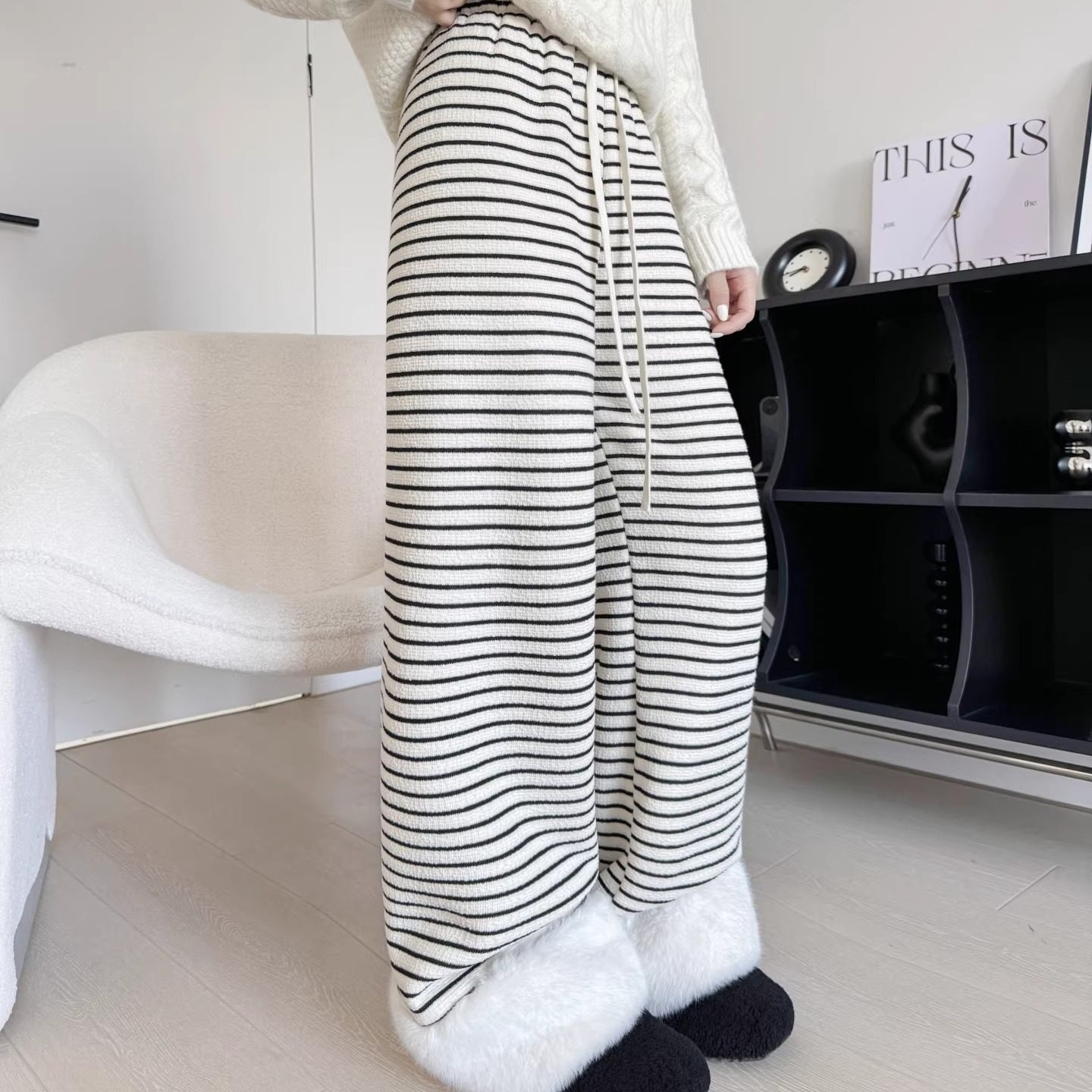 慵懒风~奶白条纹羊羔绒阔腿裤宽松显瘦直筒裤休闲加绒裤